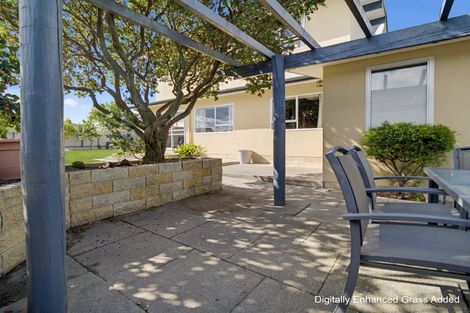 Photo of property in 63 Lanark Crescent, Tamatea, Napier, 4112