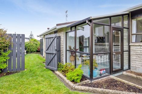 Photo of property in 8 Glamis Avenue, Bell Block, New Plymouth, 4312