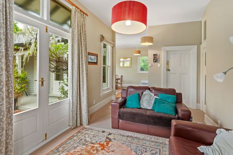 Photo of property in 93 Dyers Pass Road, Cashmere, Christchurch, 8022