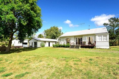 Photo of property in 113 Foster Road, Kumeu, 0891