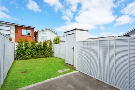 Photo of property in 15 Spotted Dove Road, Hobsonville, Auckland, 0616