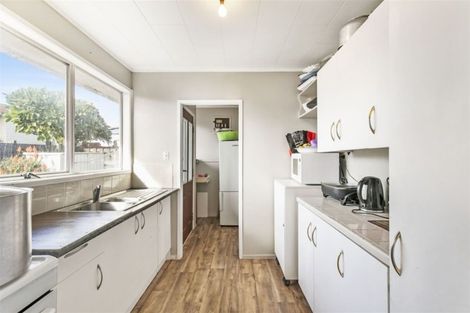 Photo of property in 1/11 Chamade Place, Clover Park, Auckland, 2019