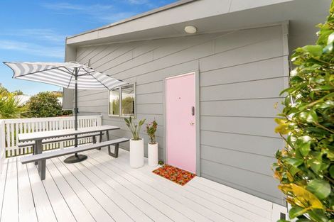 Photo of property in 82 Percy Road, Papamoa Beach, Papamoa, 3118