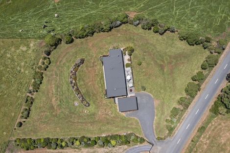 Photo of property in 812 Ruapuke Road, Raglan, 3296