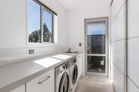 Photo of property in 15 Maria Tini Drive, Papamoa Beach, Papamoa, 3118