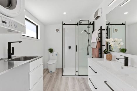 Photo of property in 1 Lansdowne Street, Clifton, Takaka, 7183