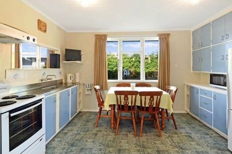 Photo of property in 1/204 Beach Haven Road, Beach Haven, Auckland, 0626