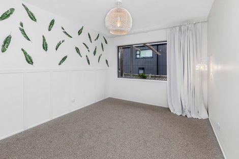 Photo of property in 237 One Tree Point Road, One Tree Point, 0118