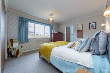 Photo of property in 11 Boothby Grove, Fairfield, Lower Hutt, 5011