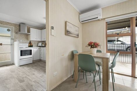 Photo of property in 1/58 Great South Road, Papakura, 2110