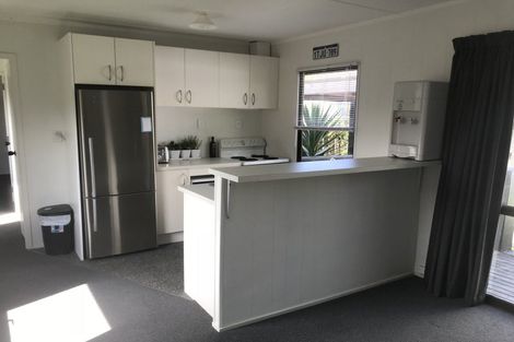 Photo of property in 54 Helena Street, Massey, Auckland, 0614