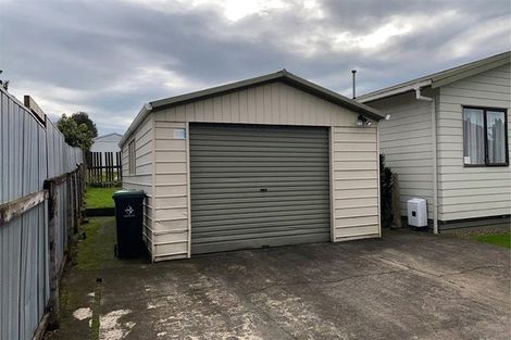 Photo of property in 2/935 Cameron Road, Gate Pa, Tauranga, 3112