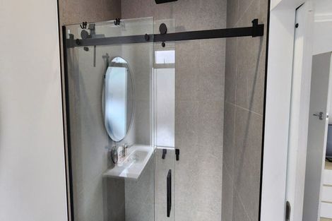 Photo of property in 15 Burns Street, Westown, New Plymouth, 4310