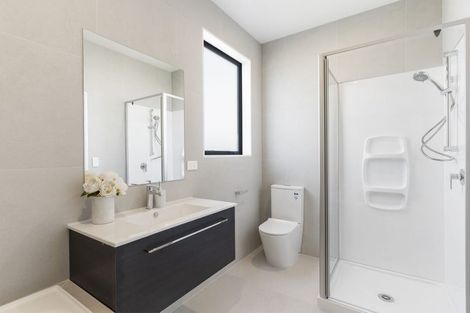 Photo of property in 21 Korowhiti Road, Clarks Beach, 2122