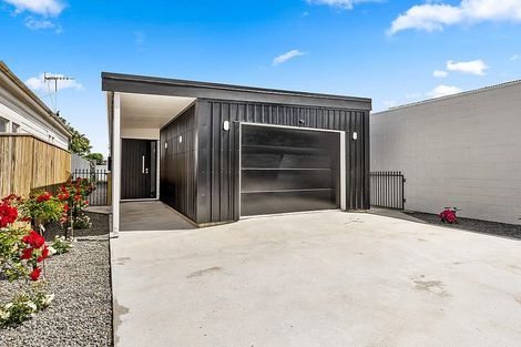 Photo of property in 125 Cambridge Street, Levin, 5510