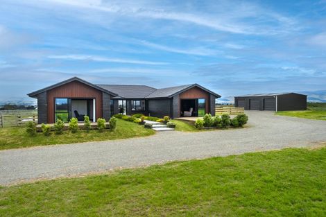 Photo of property in 59 Kahutara Road, Kahutara, 5771