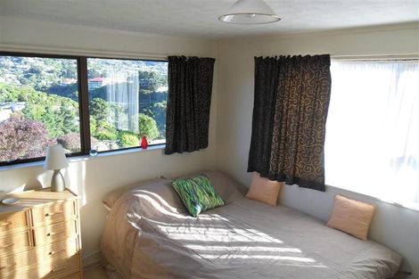 Photo of property in 67a Thatcher Crescent, Crofton Downs, Wellington, 6035