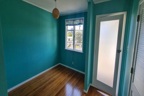 Photo of property in 20 Tarawa Street, Paekakariki, 5034