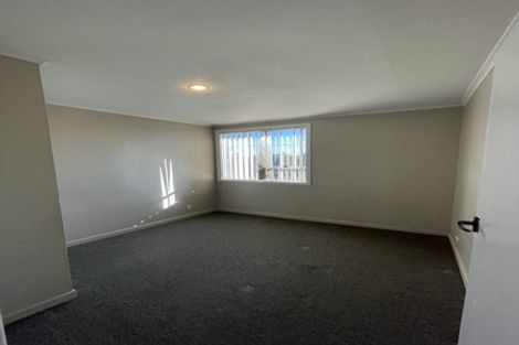 Photo of property in 94 Don Buck Road, Massey, Auckland, 0614