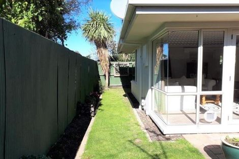 Photo of property in 4/71 Elizabeth Street, Riccarton, Christchurch, 8041
