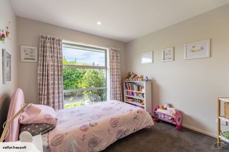 Photo of property in 16 Istana Place, Britannia Heights, Nelson, 7010