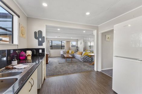 Photo of property in 16 Prince Street, Gonville, Whanganui, 4501