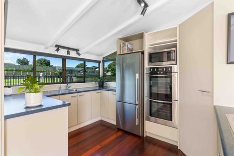 Photo of property in 690 Pukehina Parade, Pukehina, Te Puke, 3189