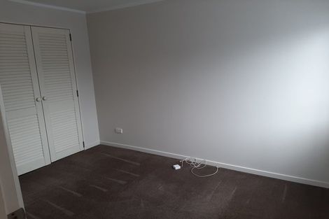 Photo of property in 11 Wykeham Place, Glenfield, Auckland, 0629