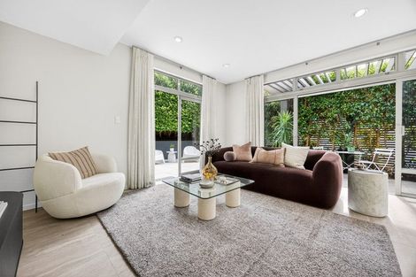 Photo of property in 20 Regina Street, Westmere, Auckland, 1022