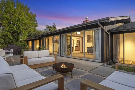 Photo of property in 33 Lynfield Avenue, Ilam, Christchurch, 8041