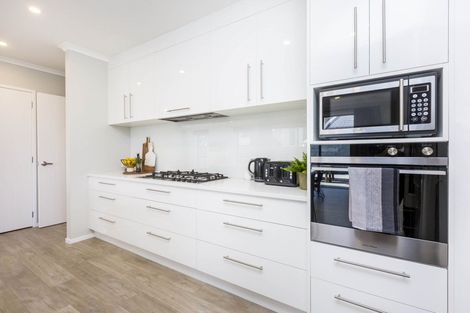 Photo of property in 13 Vernon Grove, Brown Owl, Upper Hutt, 5018