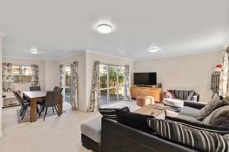 Photo of property in 26 Terracotta Drive, Blockhouse Bay, Auckland, 0600