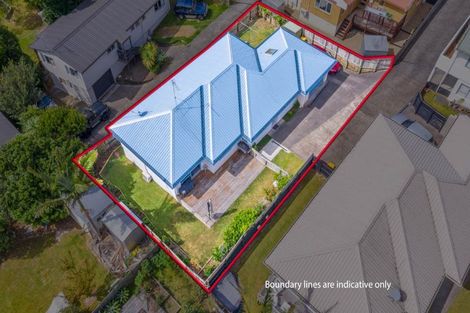 Photo of property in 2/840 Whangaparaoa Road, Manly, Whangaparaoa, 0930