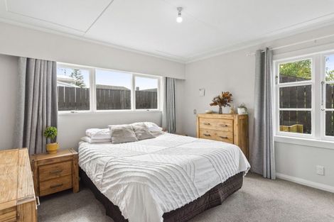 Photo of property in 56 Aorangi Road, Paraparaumu, 5032