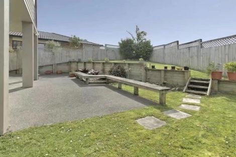 Photo of property in 10 Vintage Drive, Henderson, Auckland, 0612