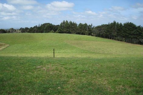 Photo of property in 366 Awhitu Central Road, Awhitu, 2684