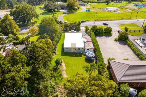 Photo of property in 1899 Paparoa Valley Road, Paparoa, 0571