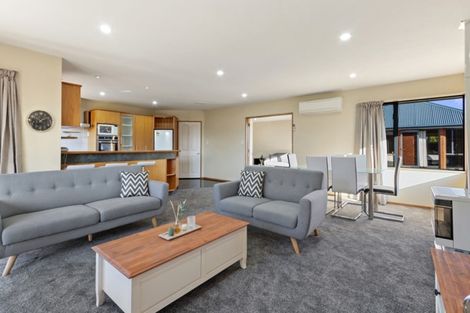 Photo of property in 34 Alpine View Lane, Parklands, Christchurch, 8083