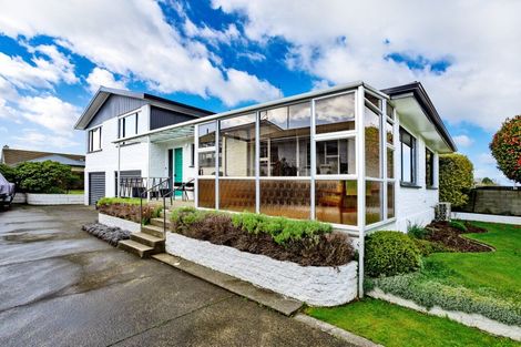 Photo of property in 34 Kildare Drive, Waikiwi, Invercargill, 9810