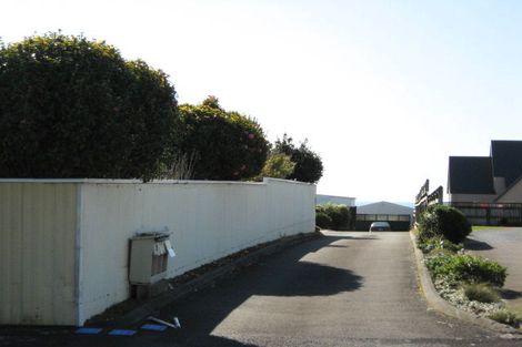 Photo of property in 2a Turehu Street, Merrilands, New Plymouth, 4312