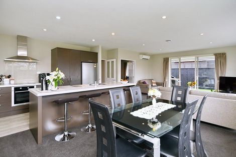 Photo of property in 6 Wisteria Lane, Rangiora, 7400