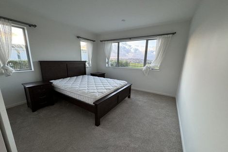 Photo of property in 12 Palm View Terrace, Gulf Harbour, Whangaparaoa, 0930