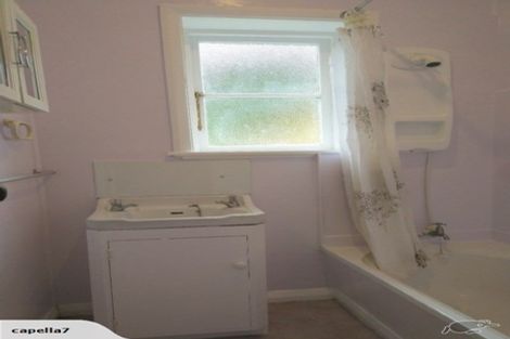 Photo of property in 21 Sydenham Street, Northland, Wellington, 6012