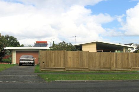 Photo of property in 32 Carlton Crescent, Te Kamo, Whangarei, 0112