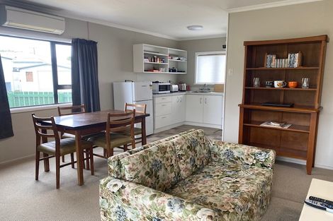 Photo of property in 1d Wakelin Street, Carterton, 5713