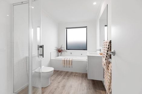 Photo of property in 12 Rehua Way, Papamoa, 3118