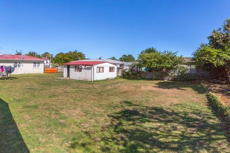 Photo of property in 16 Beaumonts Way, Manurewa, Auckland, 2102