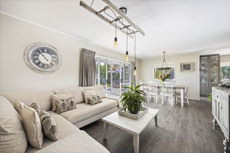 Photo of property in 109 Ruebe Road, Buckland, Pukekohe, 2677