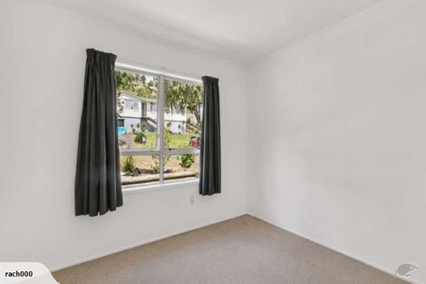 Photo of property in 28 Dingadee Street, Welcome Bay, Tauranga, 3112