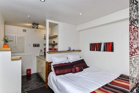 Photo of property in 22 Arran Road, Browns Bay, Auckland, 0630